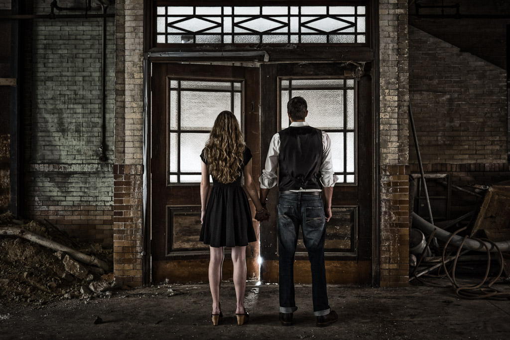 Teaser for an upcoming project -- an engagement shoot that will eventually become a narrated story.

Home: http://www.entropicremnants.com

Facebook: http://www.facebook.com/EntropicRemnantsPhotography